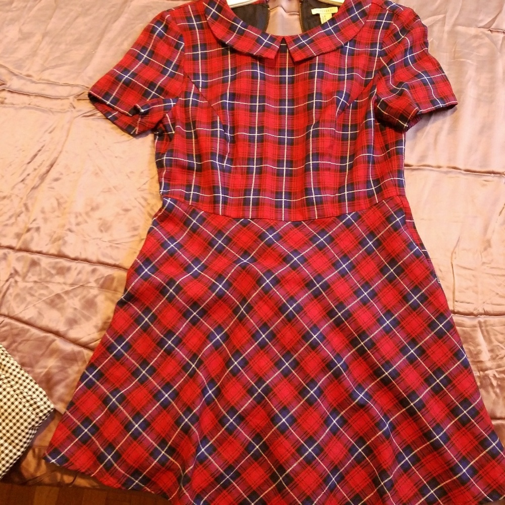 Forever 21 plaid dress with Peter Pan collar